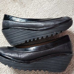 Fly London Black YOKO Leather Wedge Pumps